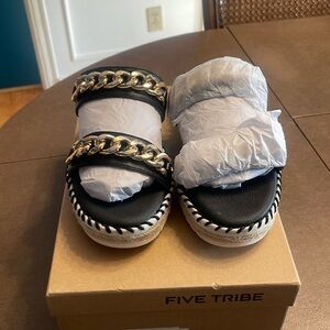 NEW Five Tribe Chill Slide Size 8